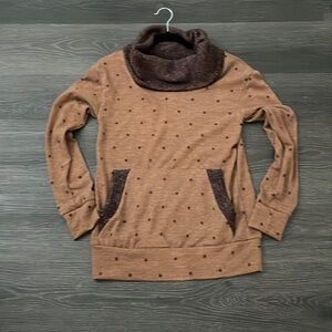 NWT 12PM by Mon Ami, pullover sweater/sweatshirt, size small